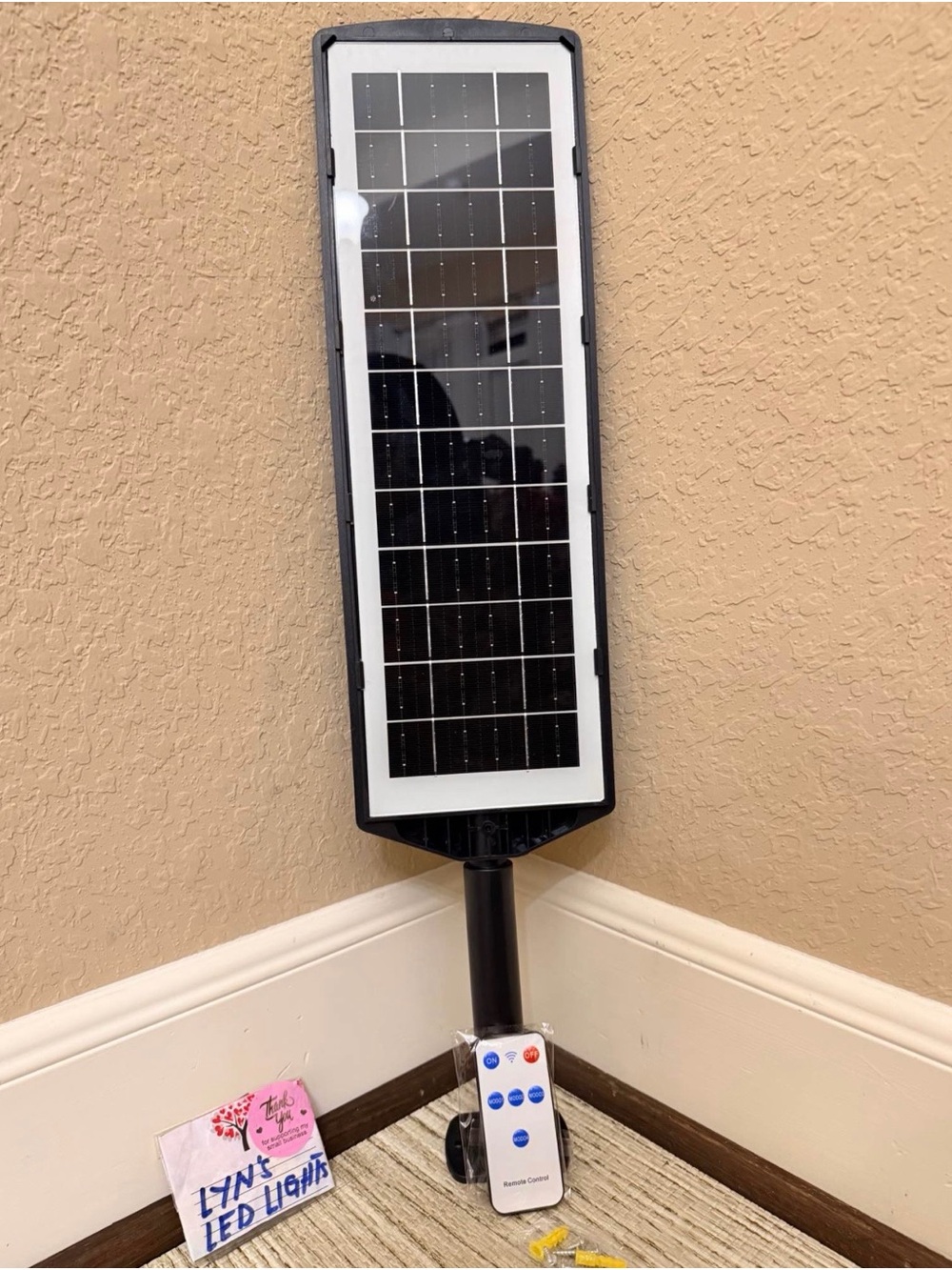 Solar Motion Sensor Lights with Remote Control - Picture 3 of 6